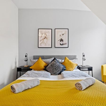 Terrace - 75 M² - Near Wiener Stadthalle Eksteriør billede